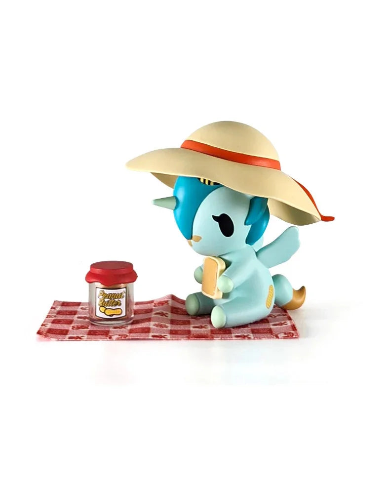 tokidoki Picnic Party Unicorno Nuttie Buddie Figurine